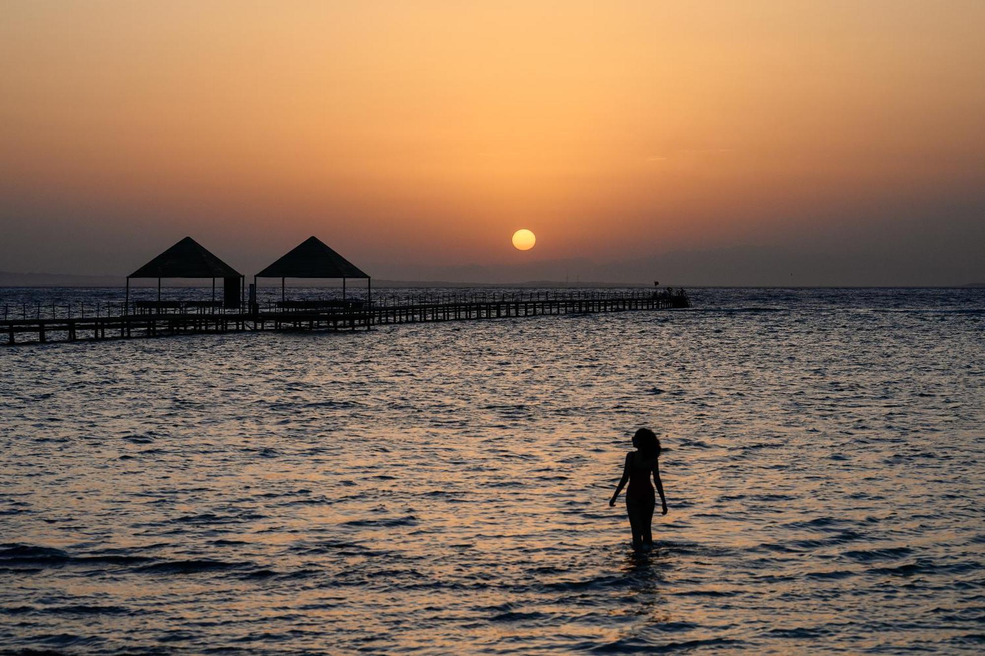 Iberotel Redsina Szarm el-Szejk Zewnętrze zdjęcie Sunset at the Dead Sea